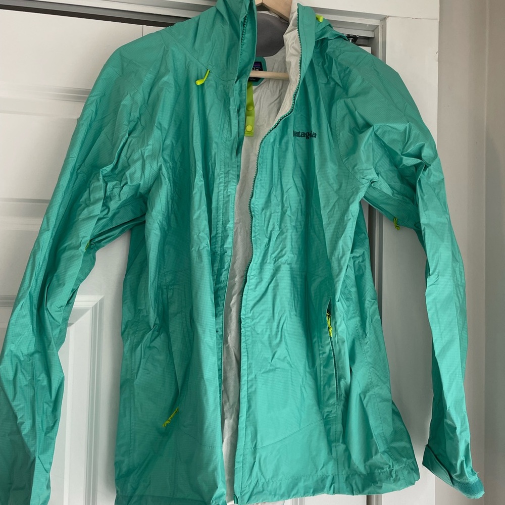 Patagonia Women's Teal Rain Jacket